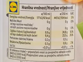 Svježi sok od jabuke, kruške i breskve 1 L