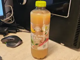 Svježi sok od jabuke, kruške i breskve 1 L